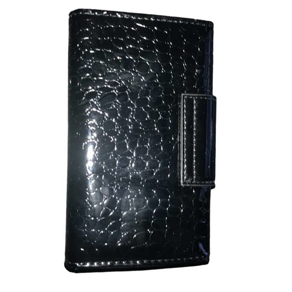 BELLO TUTTI BLACK WITH GOLD TONE ACCENT TRI-FOLD WALLET - Picture 2 of 3